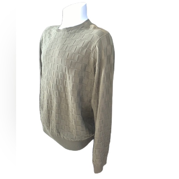 IZOD Men’s Crew Neck Olive Green Check Knit Sweater Size L - Picture 2 of 11